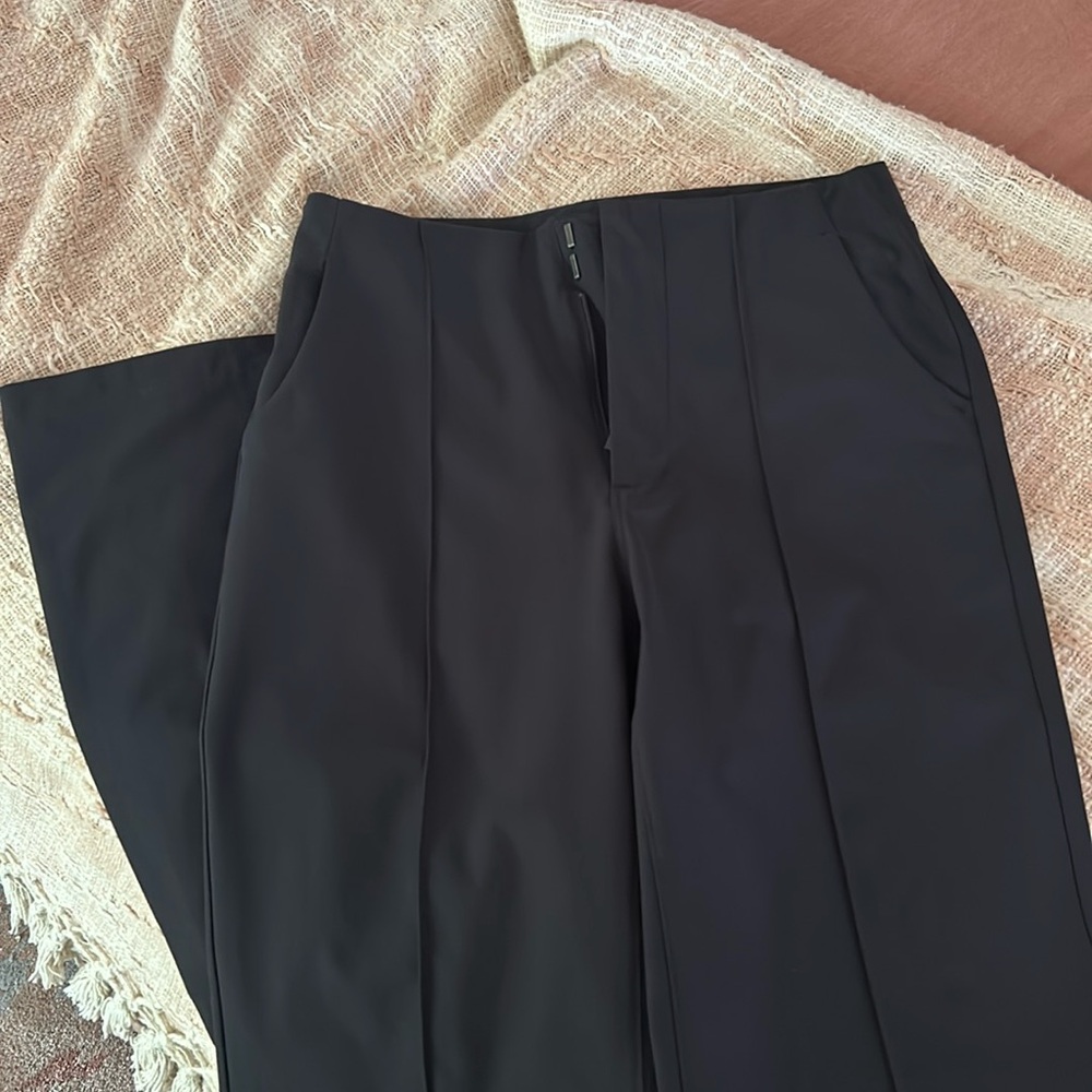Vuori Wide Leg Pants